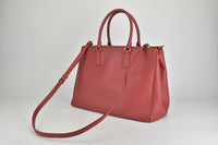 B1786T Saffiano Lux Leather Large Double Zip Tote in Fuoco