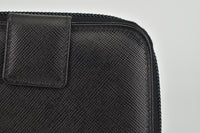 Vintage M522A Saffiano Zip Wallet in Black (Nero)