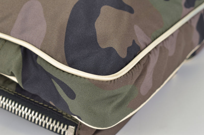Beg Utusan Poket Hadapan Sederhana Penyamaran Nilon Hijau Tentera Lelaki