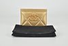 20B 金色金属山羊皮绗缝 Chanel 19 卡包