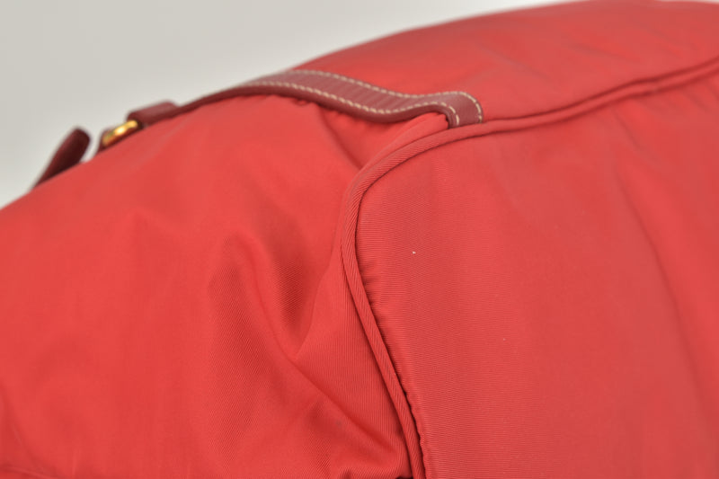 BR4253 Tessuto Saffiano Rosso（红色）尼龙手提包