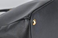 BN2274 Nero Saffiano Lux Medium Double Zip Tote Bag