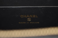 AP3079 23C 黑色鱼子酱化妆盒，配珐琅和金色金属链