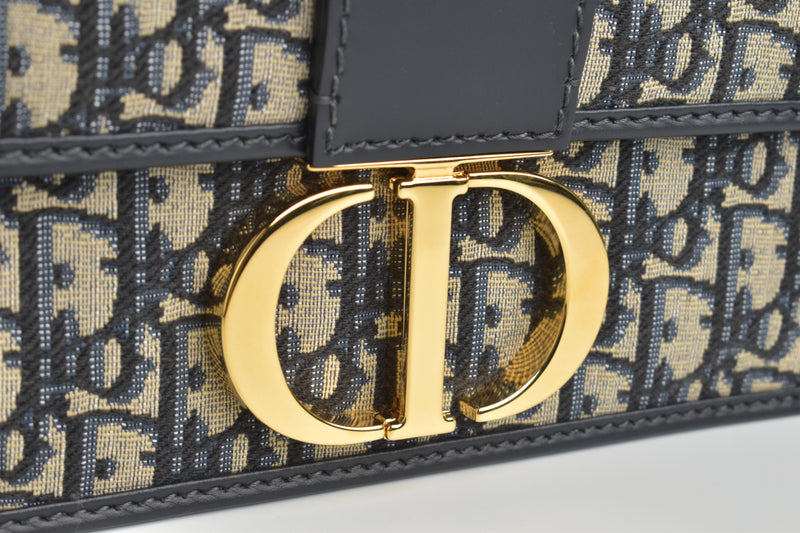 30 Montaigne 蓝色 Dior Oblique 提花手袋
