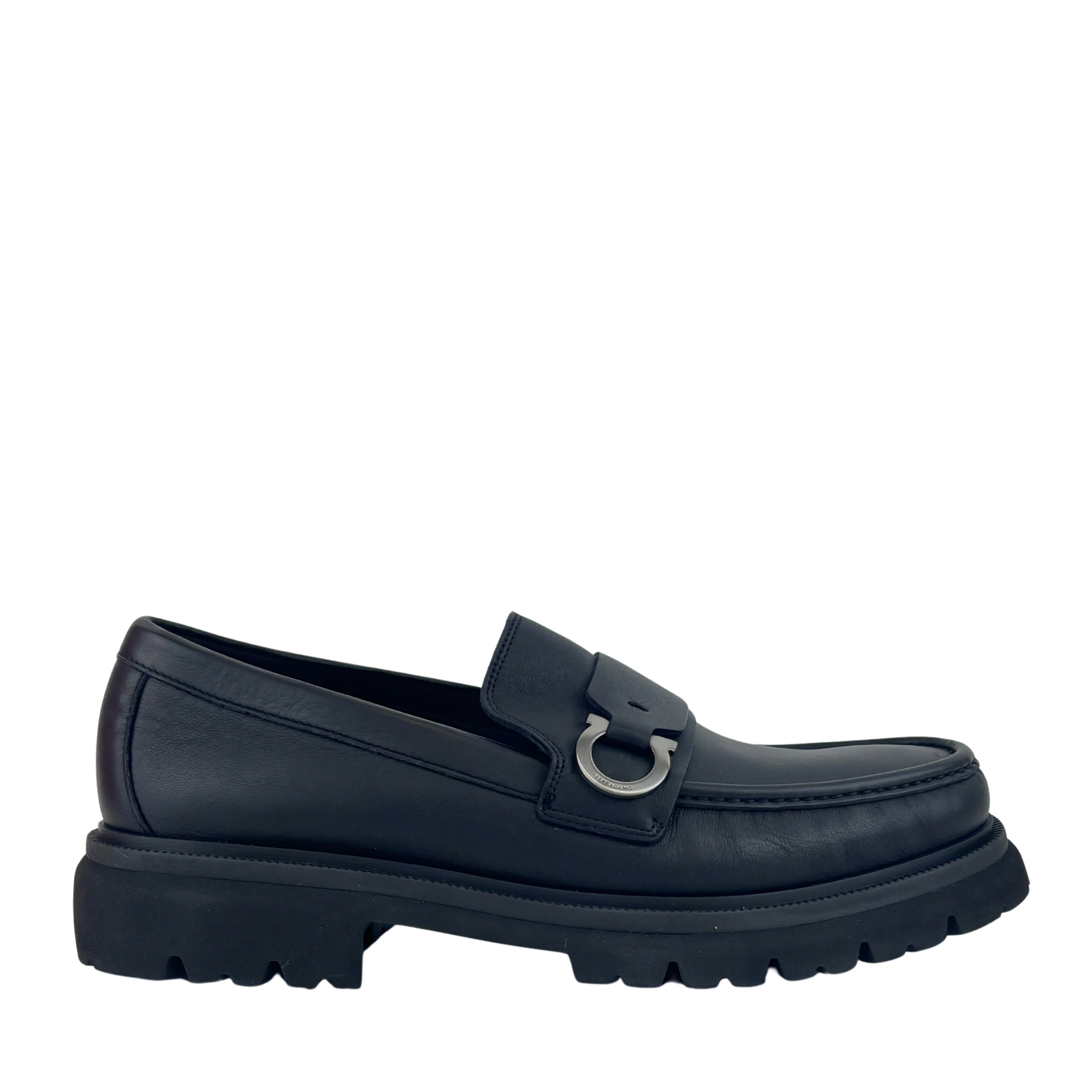Moccasin with Gancini Ornament Saddle Loafer Calfskin in Black Size 10