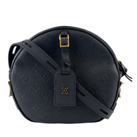 Boîte Chapeau Souple MM Black Monogram Empreinte Leather