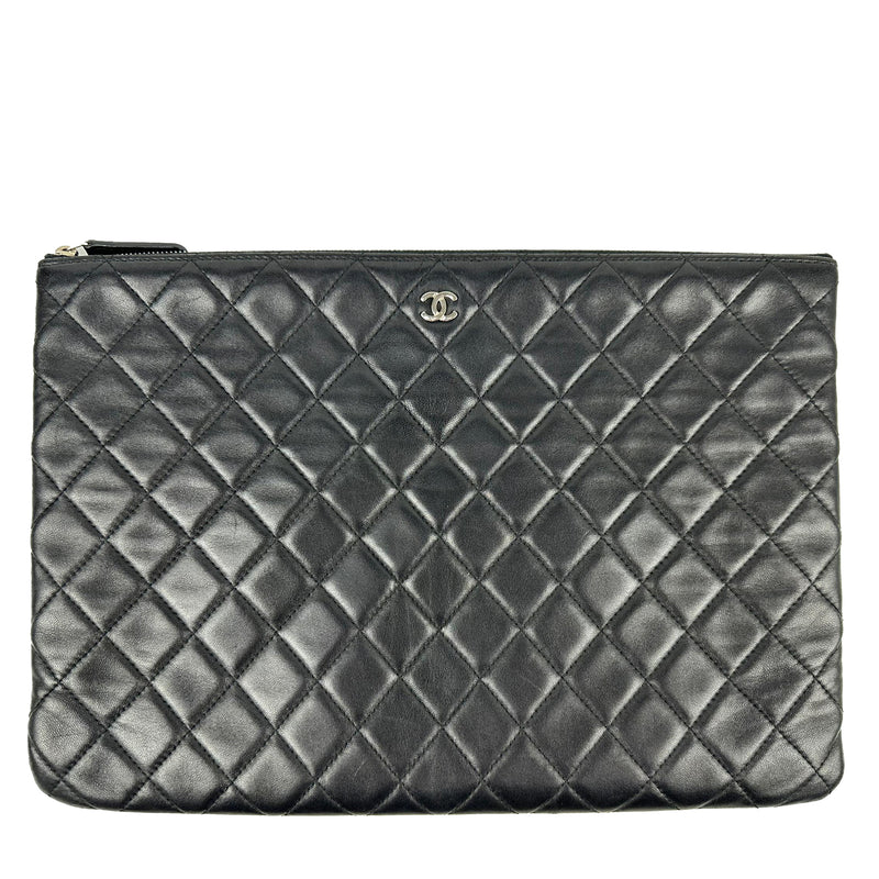 Black Large O Case Clutch in Lambskin SHW