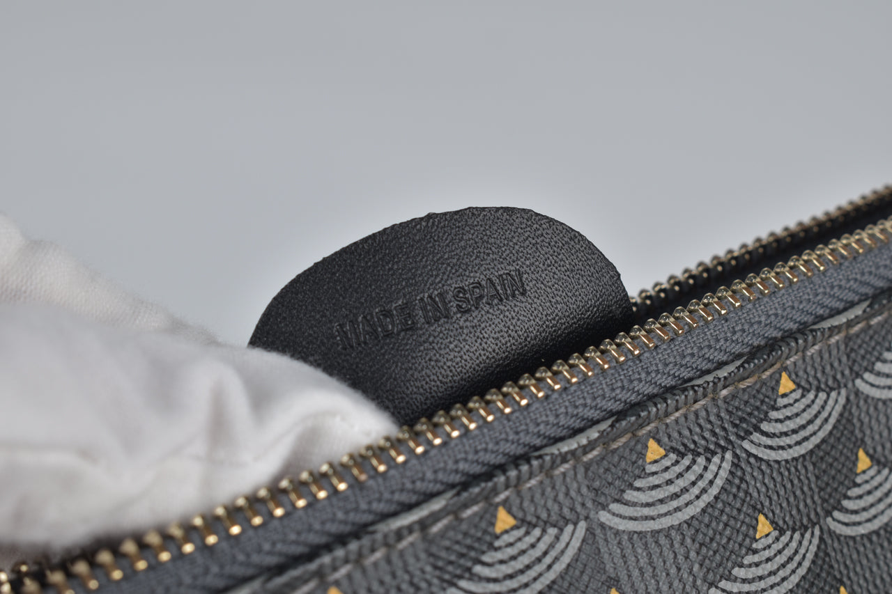Pochette Zip 29 in Steel Grey Scale Canvas & Grey Leather