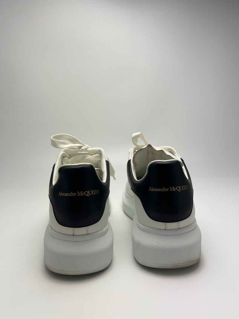 Men's Oversized Sneaker in White/Black