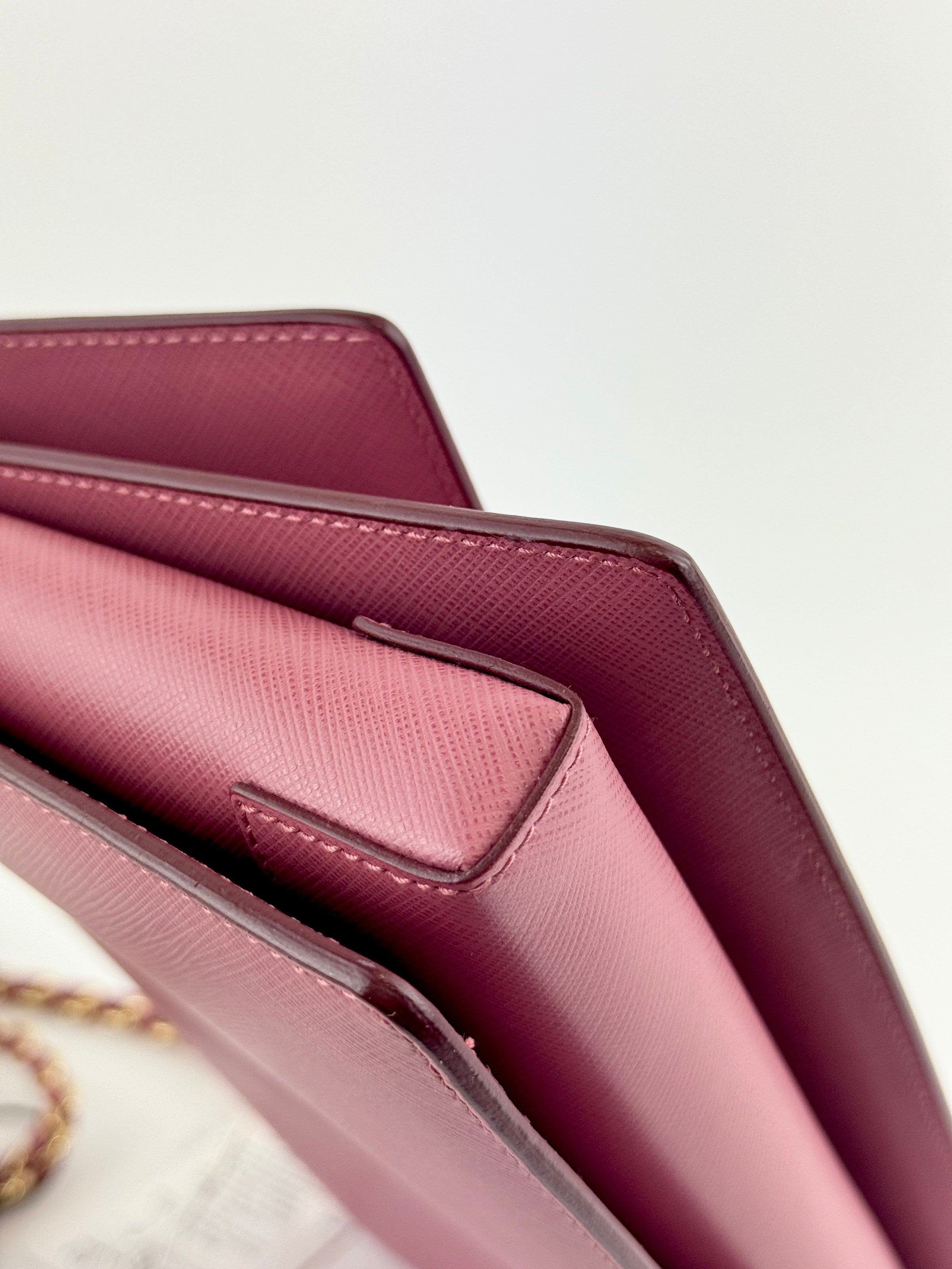 Ginny Vara Flap Crossbody Griotte Pin - Glampot