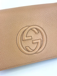 Soho Wallet On Chain in Beige - Glampot