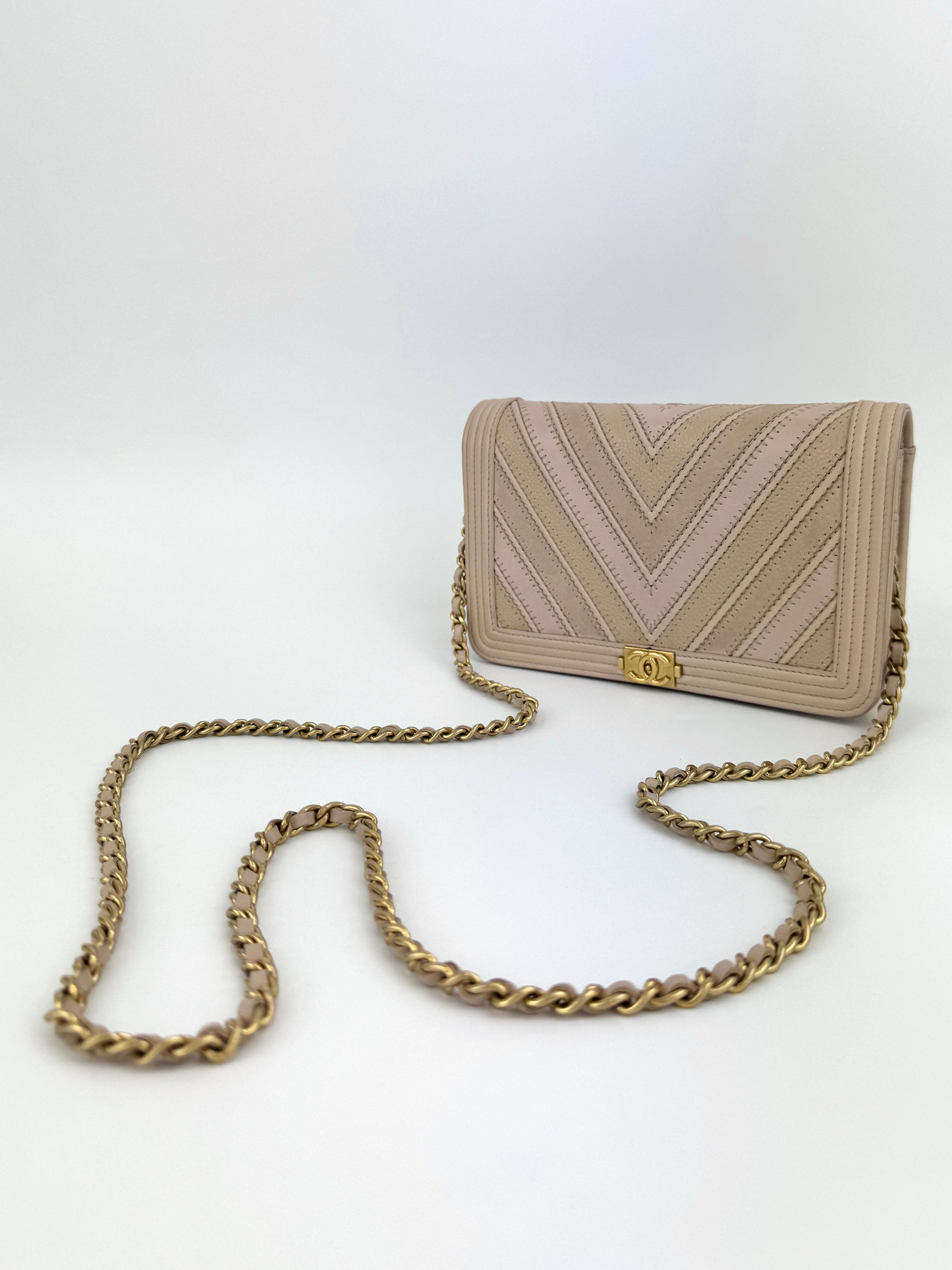 Chevron Boy Wallet on Chain