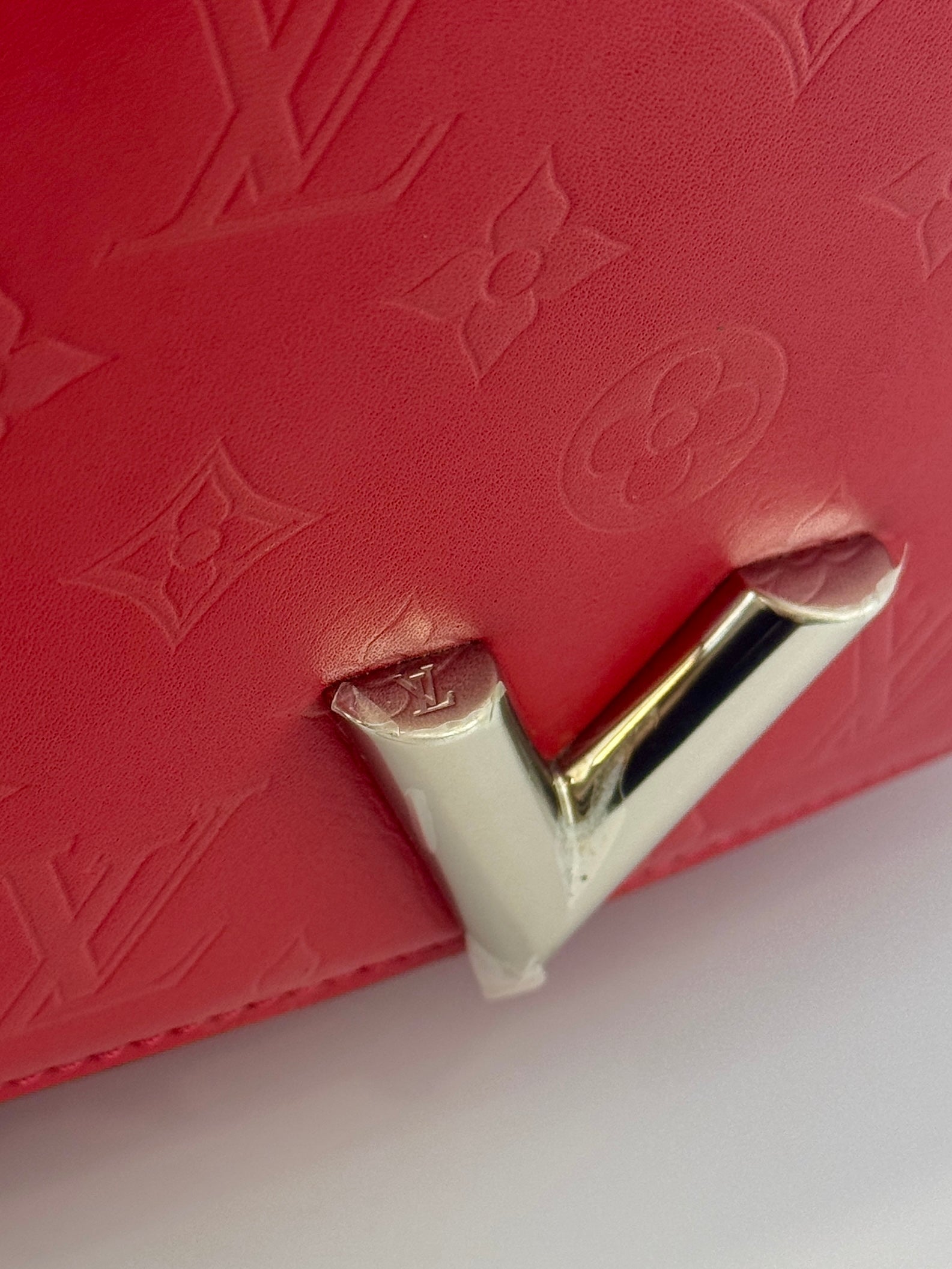 M42905 Very One Handle Bag Rubis Monogram