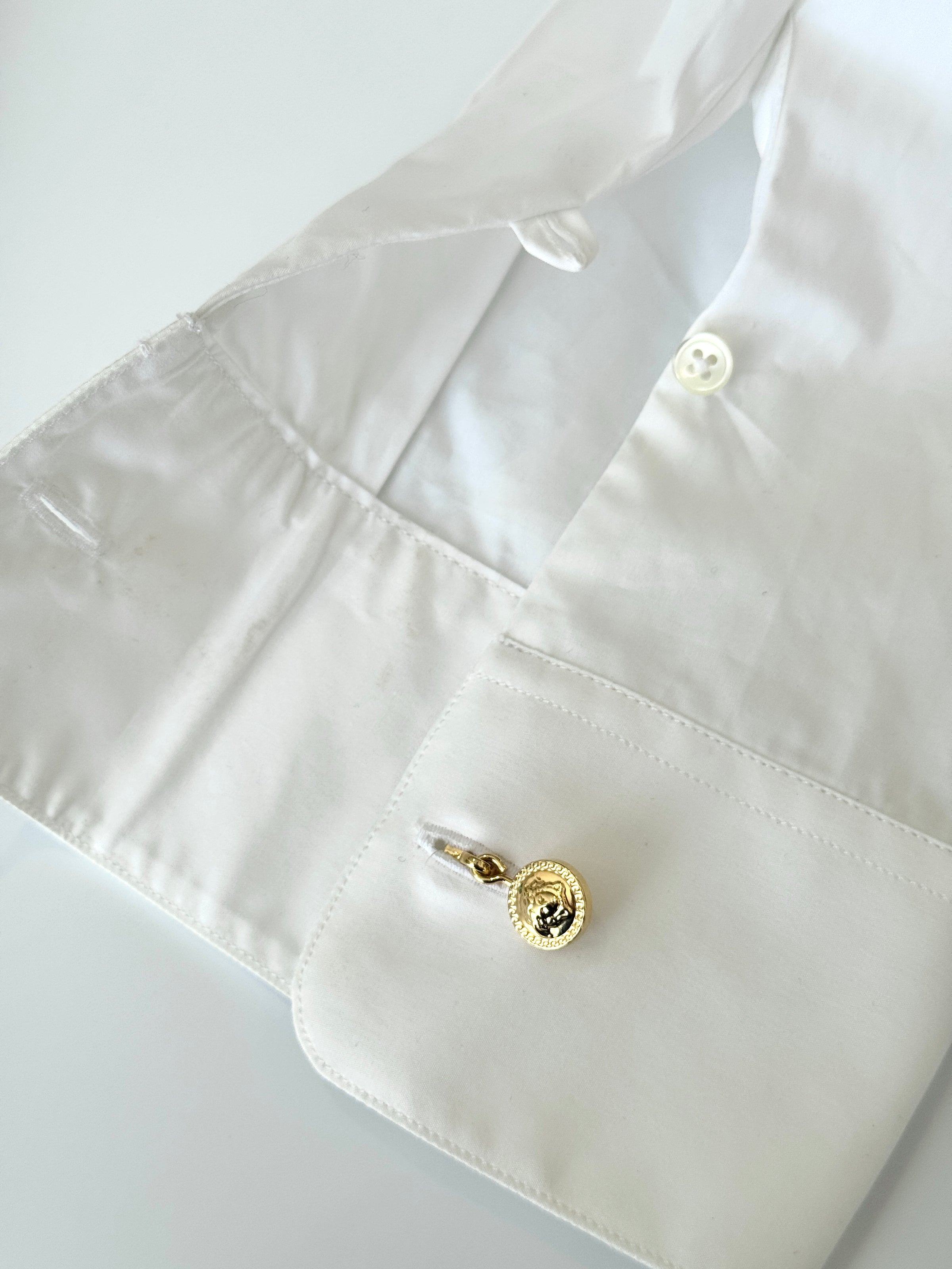 White Baroque Embroidered Collars Shirt Size 41 - Glampot