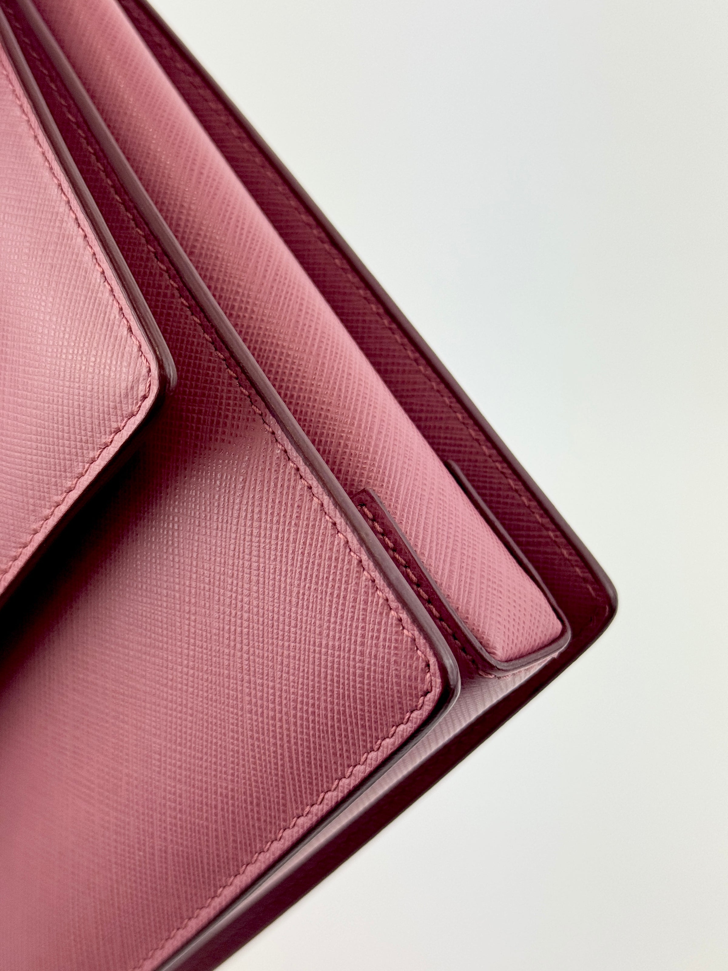 Ginny Vara Flap Crossbody Griotte Pin - Glampot