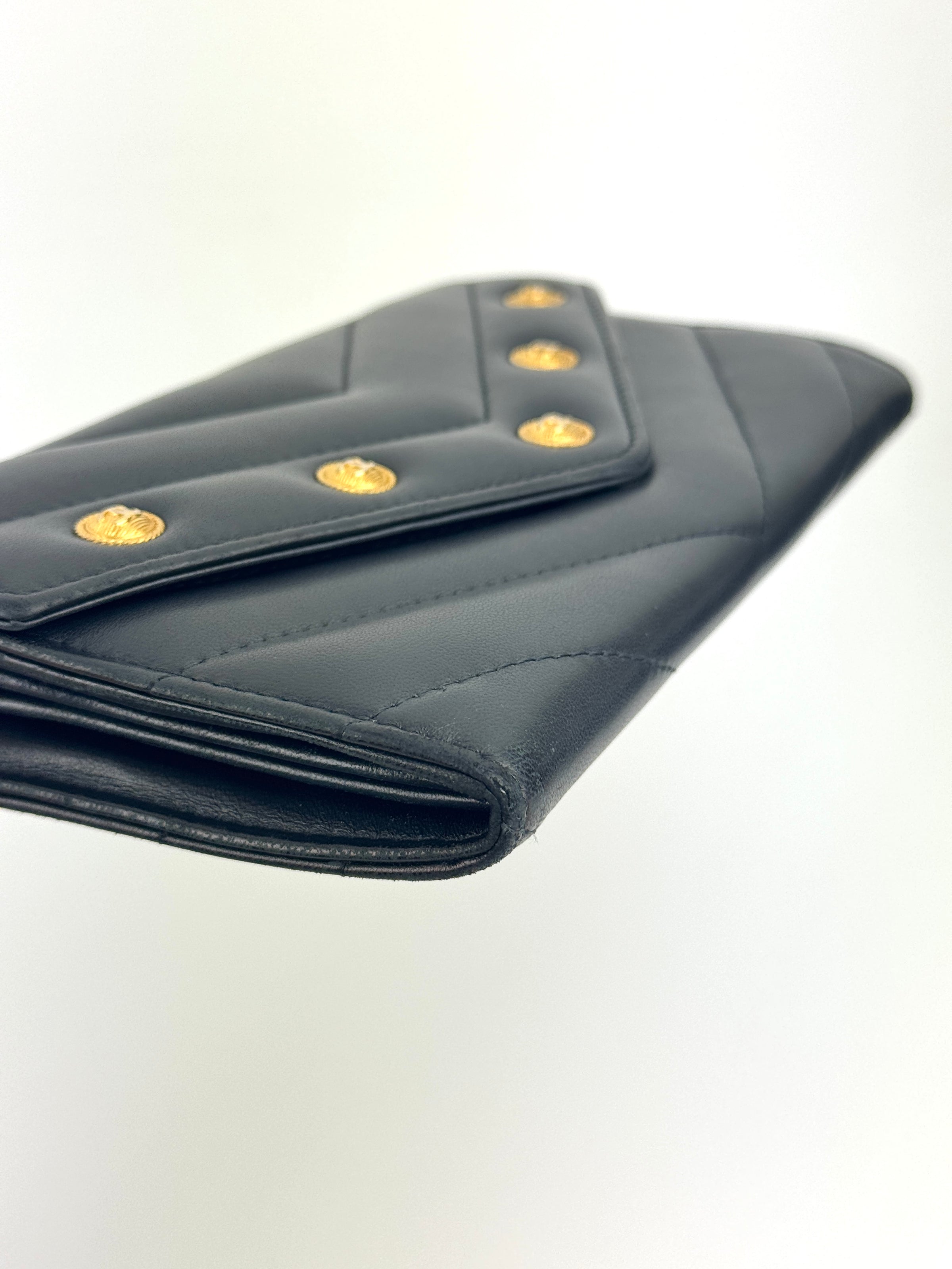 Lambskin Chevron Quilted Medallion Gusset Wallet Black