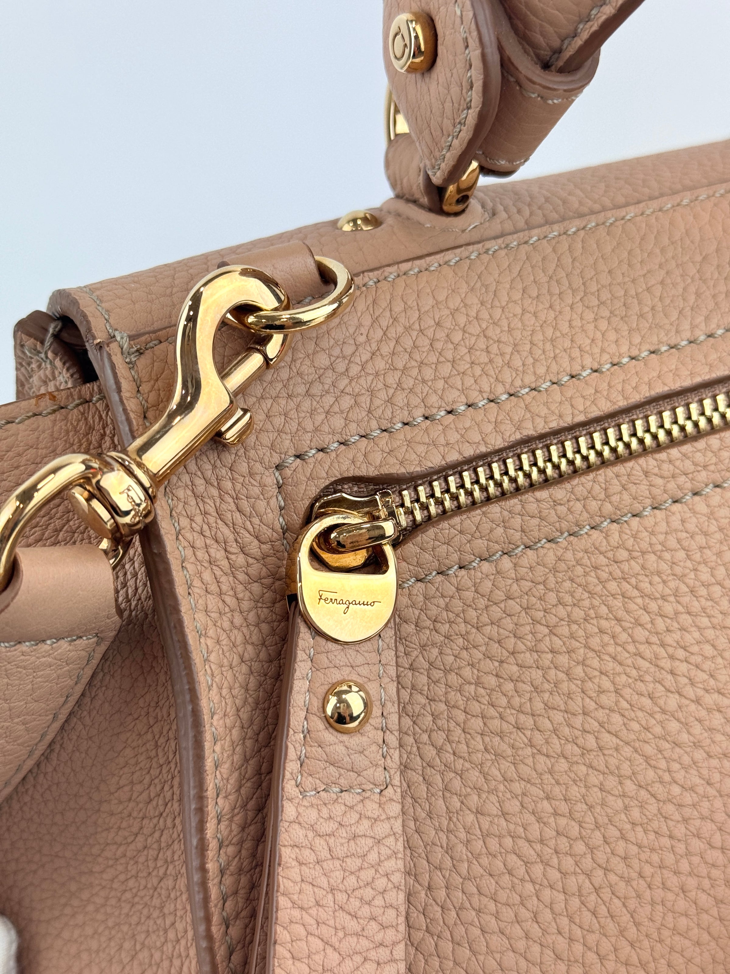 Medium Sofia Tote Sable/Biscotto - Glampot