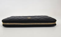 AP0242 Classic CC Black Caviar Long Zippy Wallet