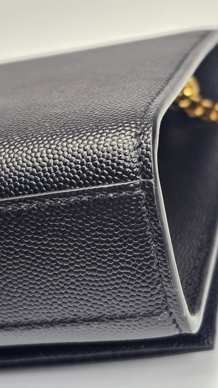 Kate Medium Tassel in Grain de Poudre Embossed Leather - Black GHW
