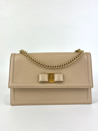 Ginny 25 Shoulder Bag in Beige Condition: Used 9/10