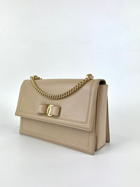 Ginny 25 Shoulder Bag in Beige Condition: Used 9/10