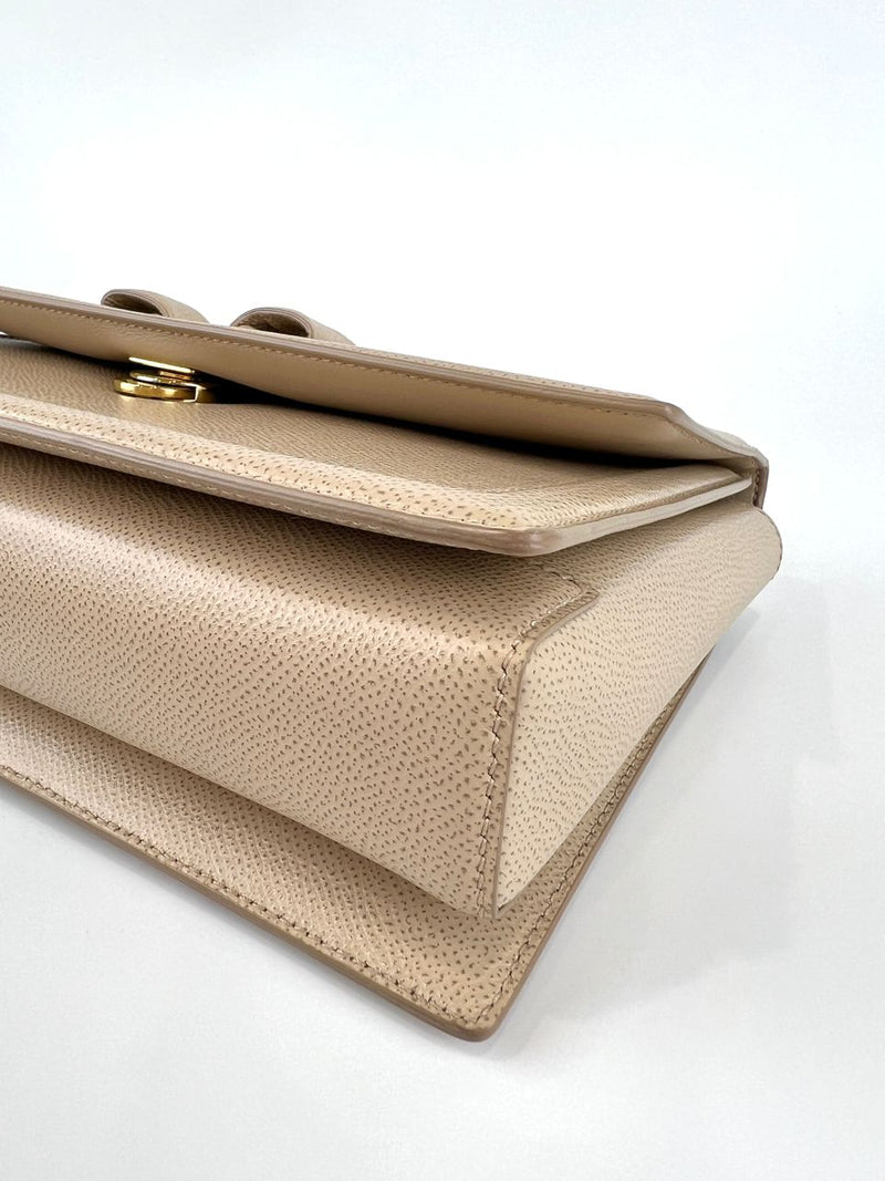 Ginny 25 Shoulder Bag in Beige Condition: Used 9/10