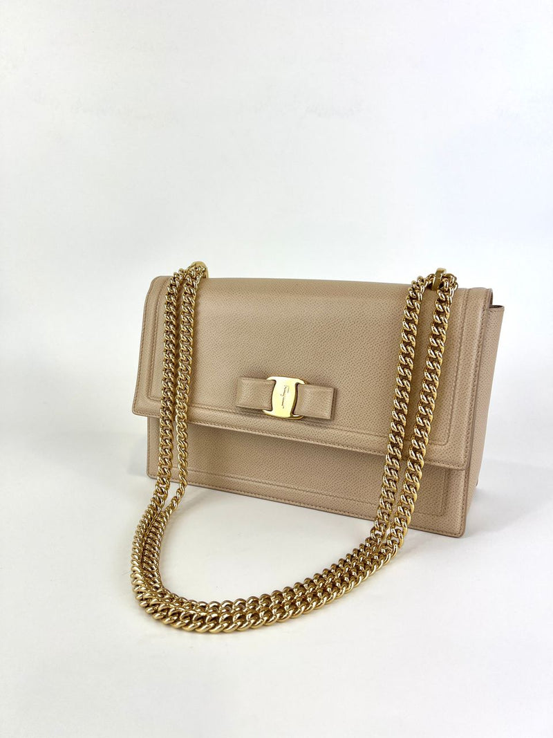 Ginny 25 Shoulder Bag in Beige Condition: Used 9/10