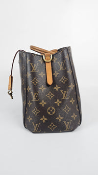 Montaigne MM Monogram Canvas