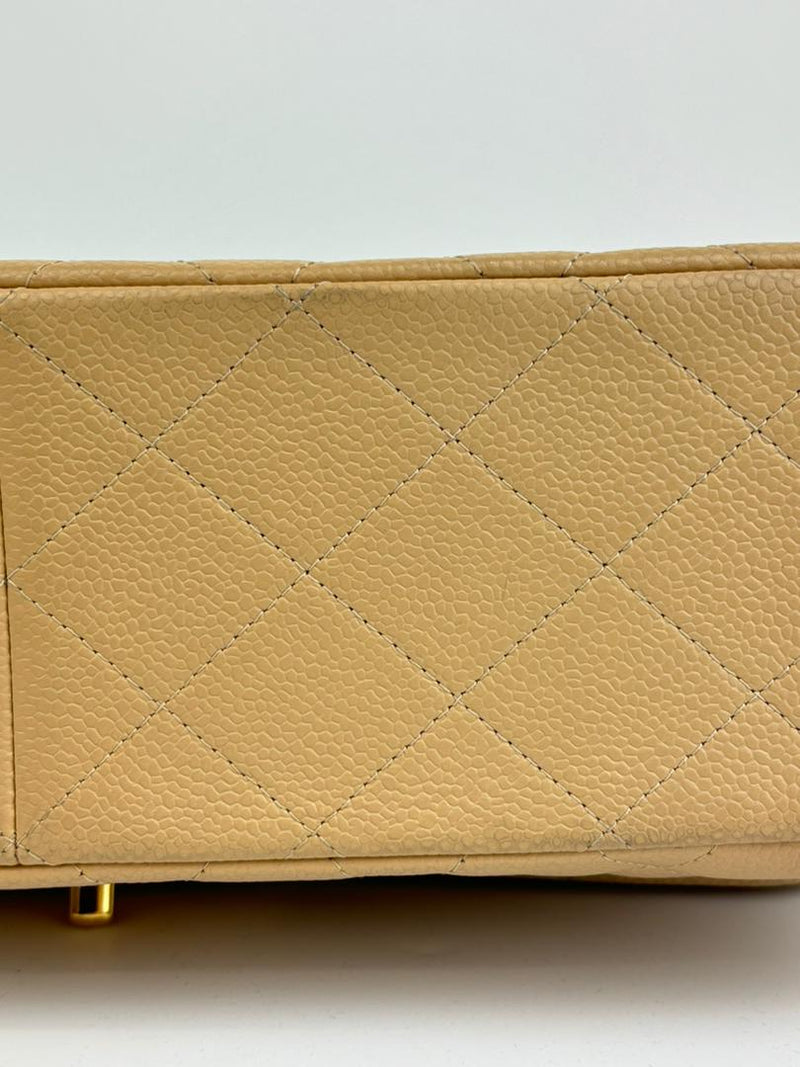 Classic Jumbo Double Flap in Beige Caviar GHW