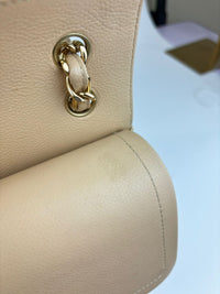 Classic Jumbo Double Flap in Beige Caviar GHW