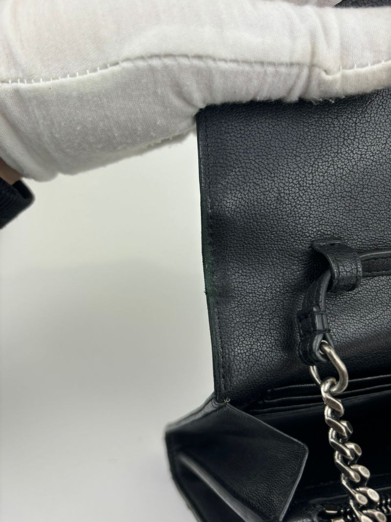 Envelope Wallet on Chain in Black SHW