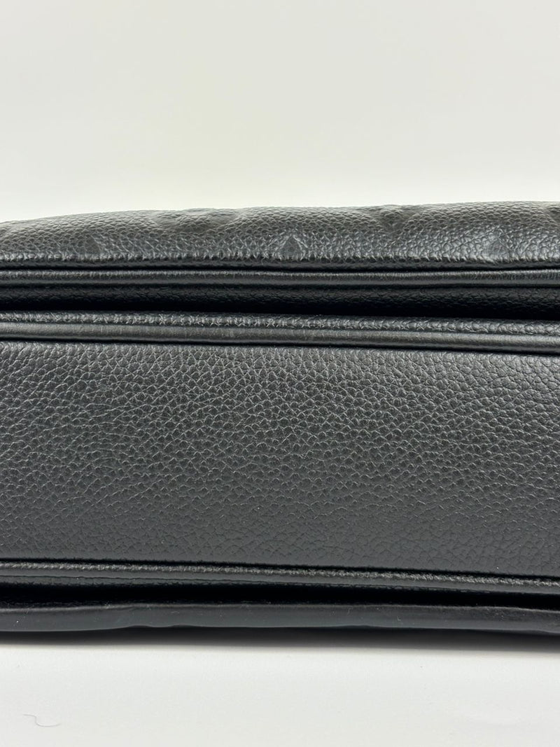 Pochette Metis in Noir Monogram Empreinte Leather