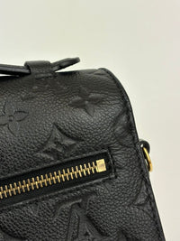 Pochette Metis in Noir Monogram Empreinte Leather