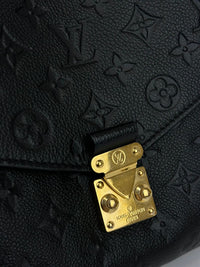 Pochette Metis in Noir Monogram Empreinte Leather