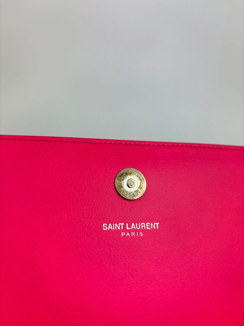 326079 Cassandre Clutch in Fuchsia&nbsp;