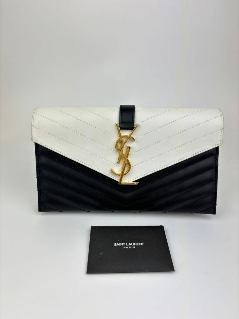 348311 Envelope Clutch White/Black&nbsp;