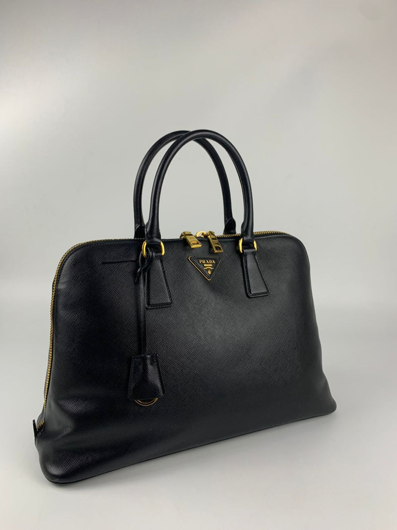 Black Saffiano Vernice Leather Large Promenade Bag