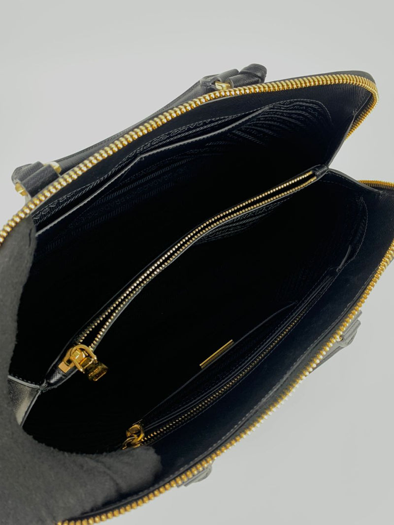 Black Saffiano Vernice Leather Large Promenade Bag