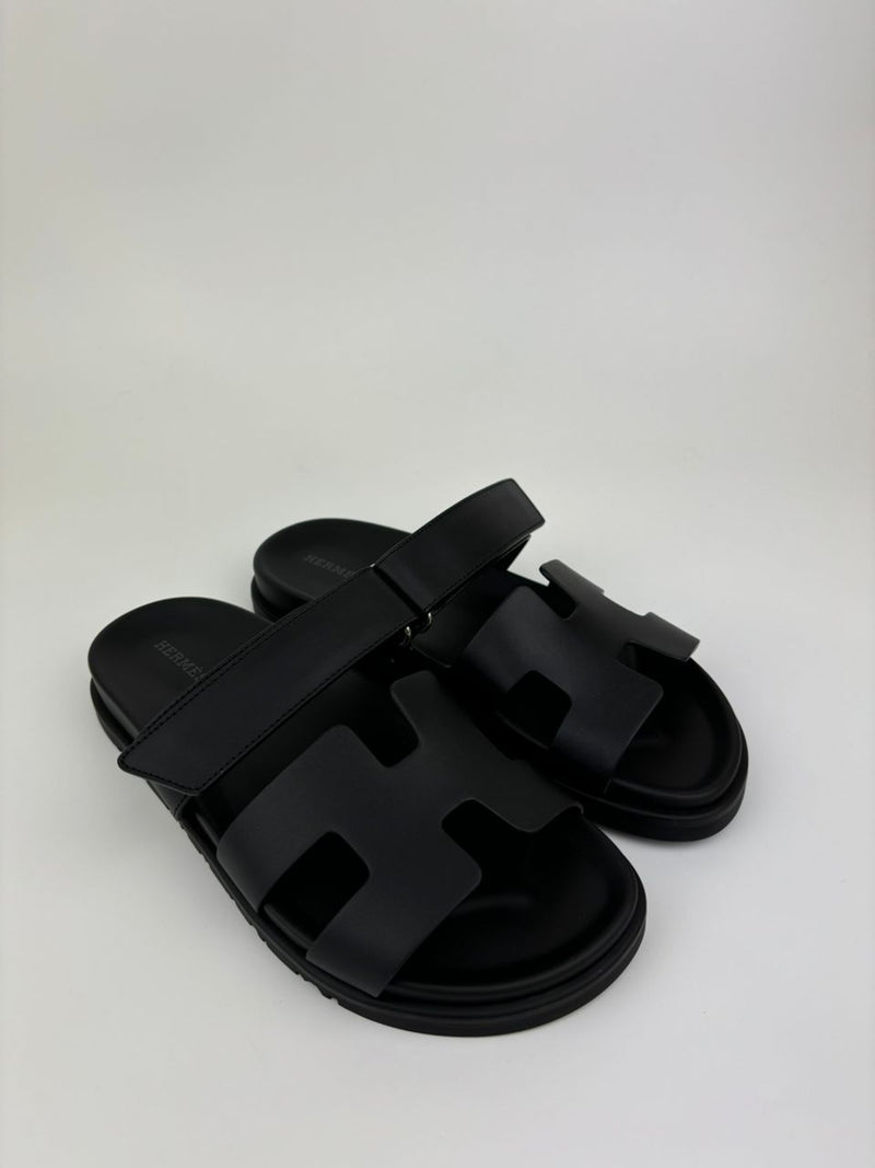 Chypre Noir Calfskin Sandal Femme Size 38.5 (Cash Price in Description)