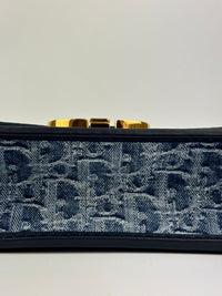 30 Montaigne East-West Bag with Chain in Blue Dior Oblique Jacquard