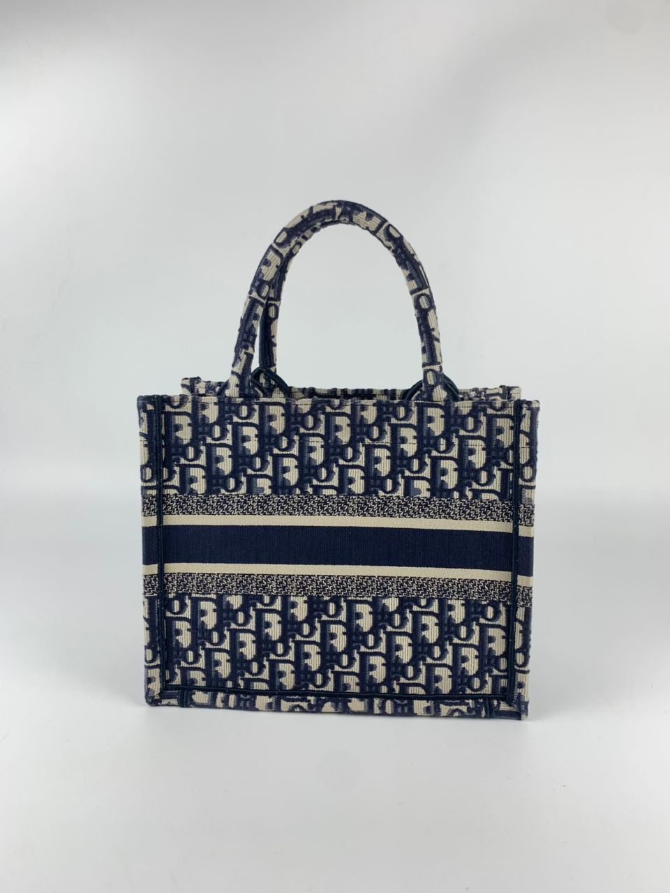 Borneobulletin Com Dkny Sutton Medium Crossbody Bag Shopper Bag