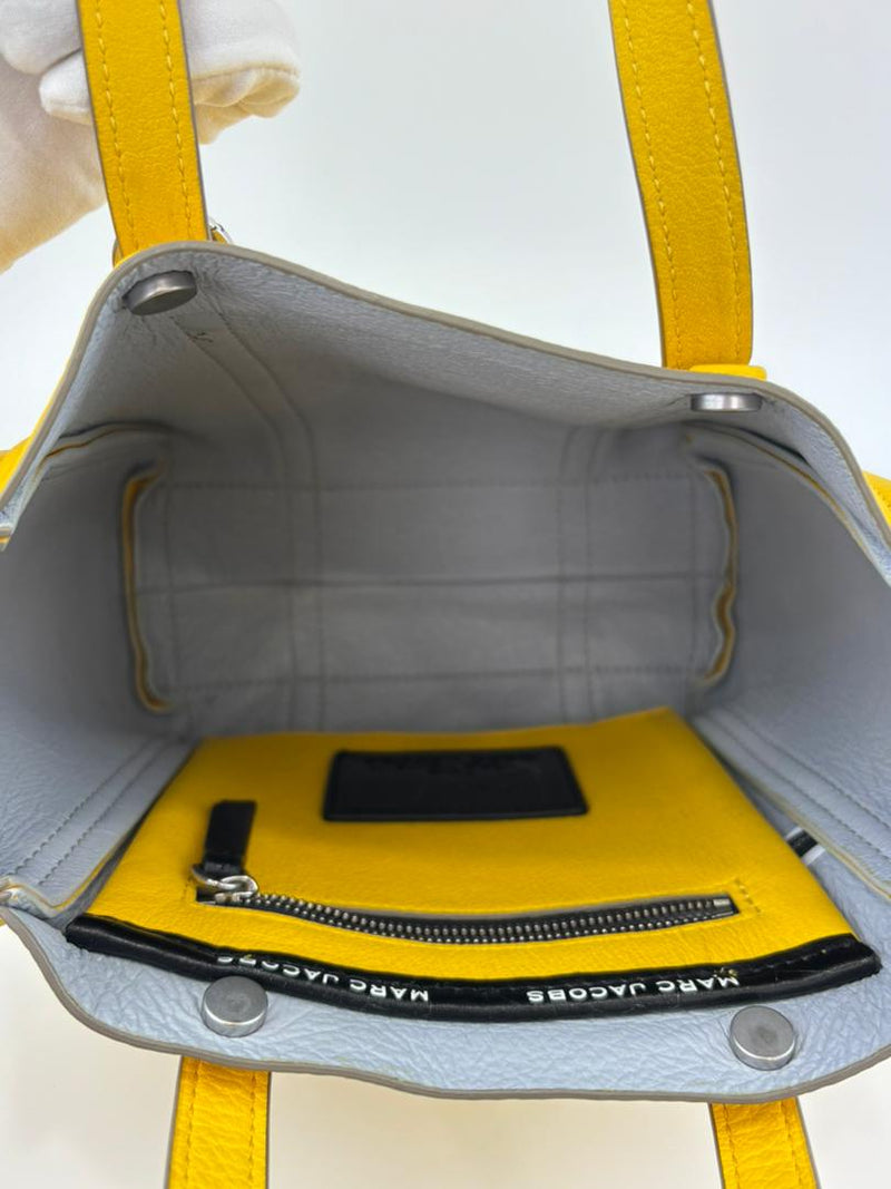 Small The Tag Tote in Yellow