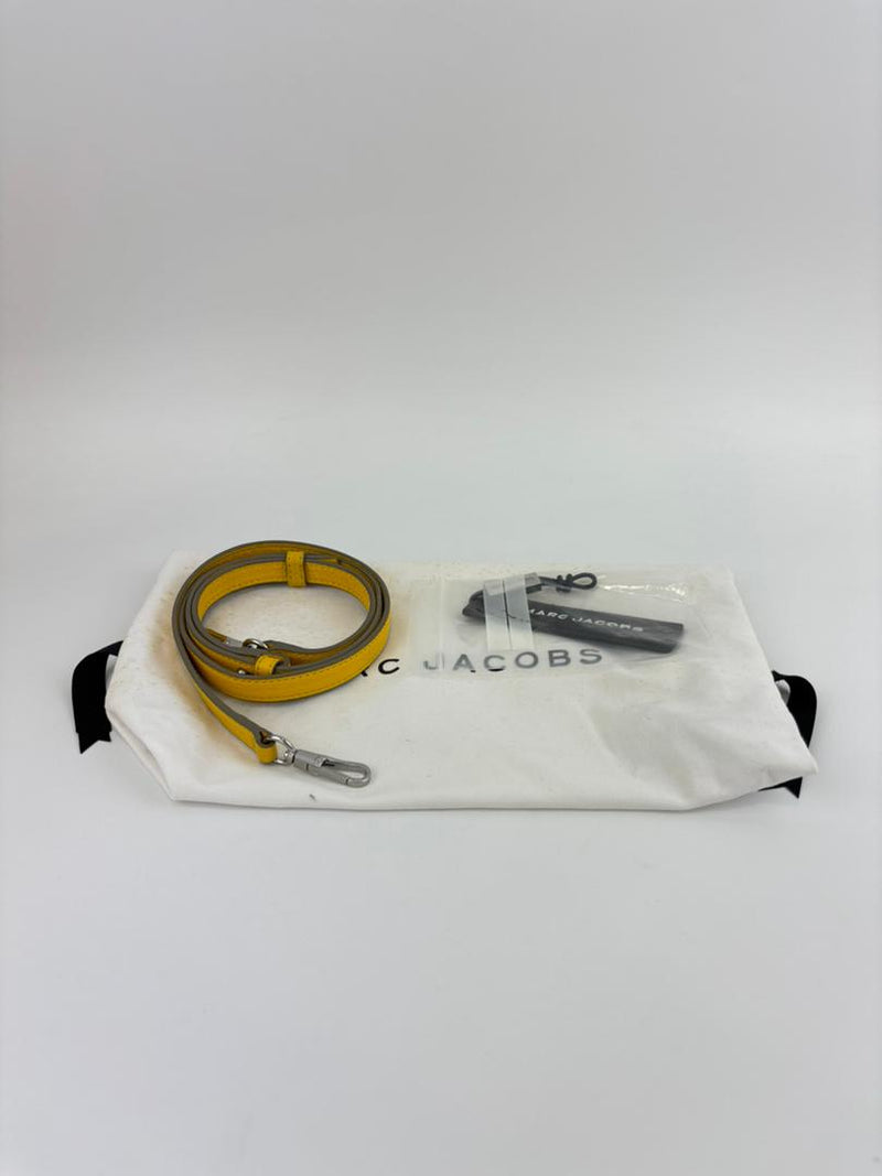 Small The Tag Tote in Yellow