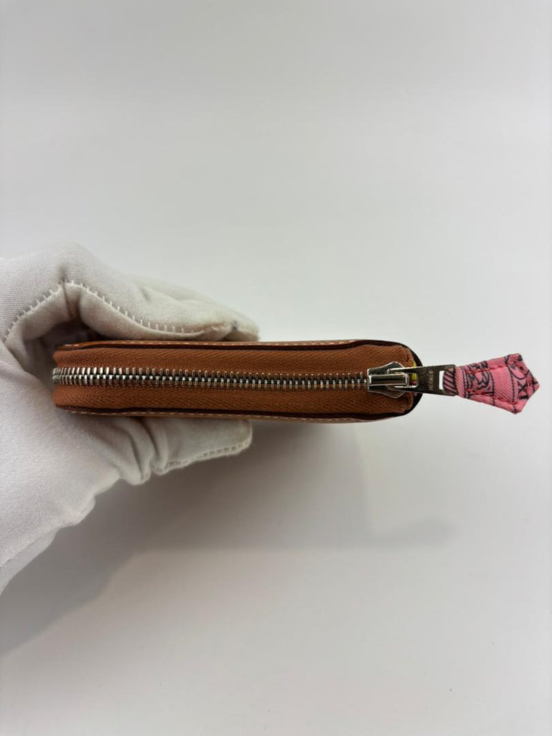 Silk'In Compact Gold Epsom Wallet