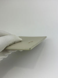 Uptown Chain Wallet in Blanc Vintage Grain De Poudre Embossed Leather