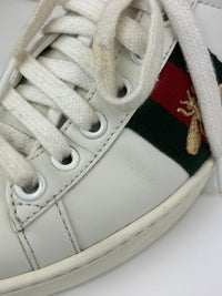 431942 Ace Embroidered Bee Sneakers Size 34