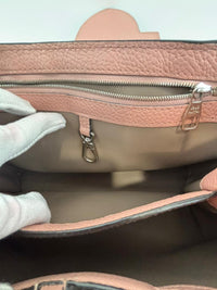 Capucines MM Bag in Pink