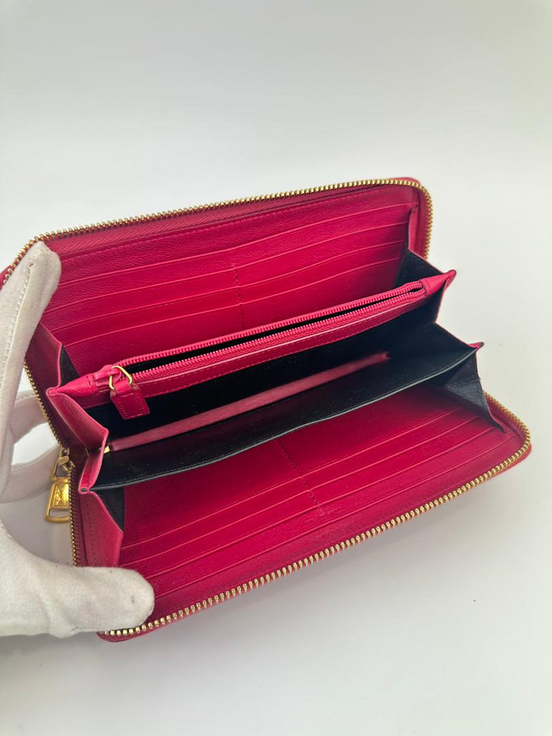 Otl Portefeuille Leather Zip Around Wallet in Fuschia