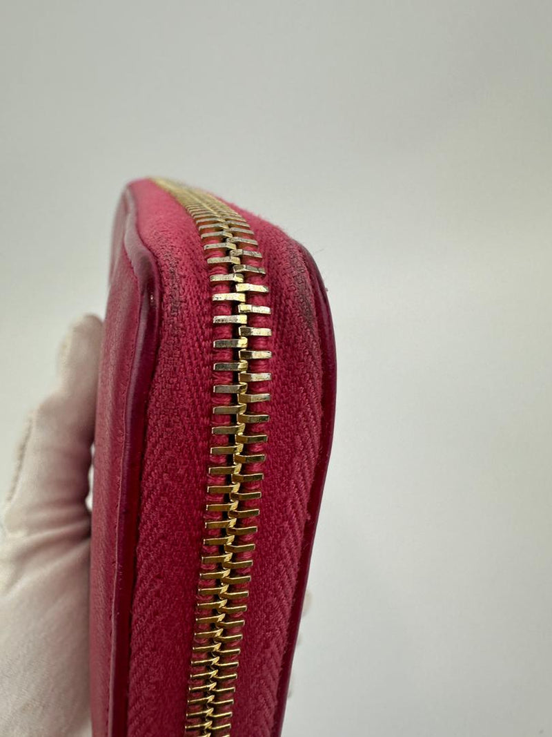 Otl Portefeuille Leather Zip Around Wallet in Fuschia