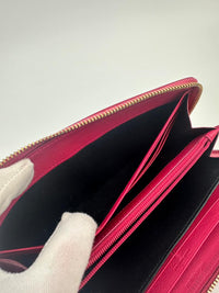 Otl Portefeuille Leather Zip Around Wallet in Fuschia